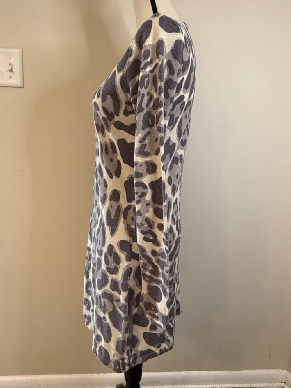 Cyrus silk cashmere leopard print midi sweater dress SZ SM - Picture 3 of 13